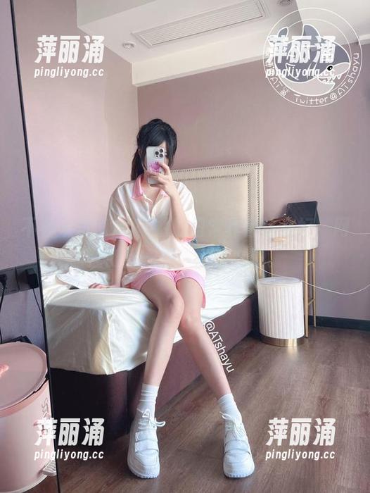 AT鲨 不看不知道,AT鲨的日常作品这么好!网盘随手一搜,意外之喜。