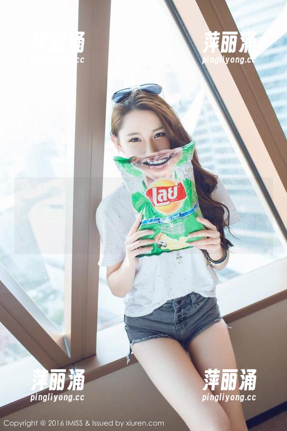 IMiss爱蜜社-SISY思 IMiss爱蜜社 - 打卡海边!SISY思的全集原图就像海浪里的一朵花,随便一拍都能播出大剧!