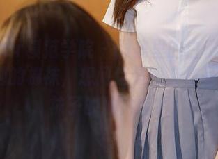 MFStar模范学院 – 图集里的白子嫣nicky和她的棉袜，想问这是图文作品，还是袜子的独角戏？