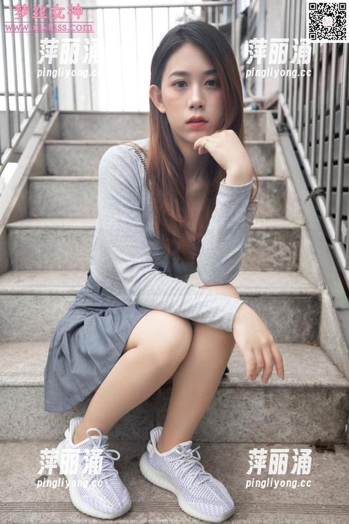 MSLASS梦丝女神-米米 MSLASS梦丝女神 - 图集:死库水?米米说,水也可以随意搞搞事情!