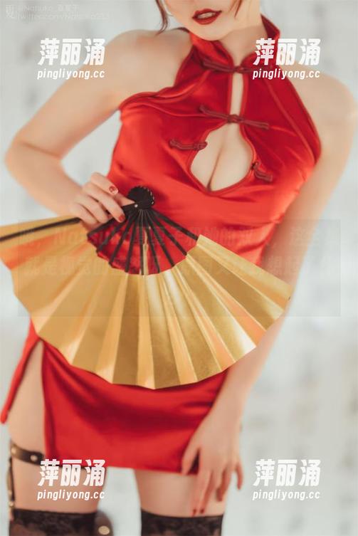 Natsuko夏夏子 哦,Natsuko夏夏子和她的双人,这全集就是视觉的盛怒呀,原图又让我想起了什么…