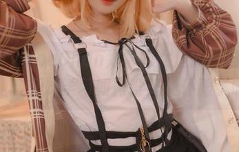 看！PoppaChan为雷姆女仆的图册，难道我该开始学习如何设计女仆服了吗？