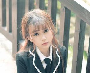 QingDouKe青豆客 – 不花一分钱，免费体验Kiren_程程程的制服写真，试试吧！