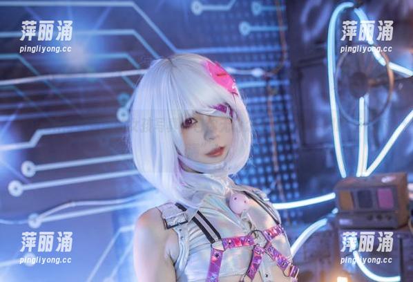 Quan冉有点饿 Quan冉有点饿的女孩写真,包你无论怎么看都不会对嘴唇“不满”!