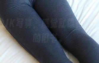 ROSI的JK写真，感觉就像在翻一本泛黄的旧书。