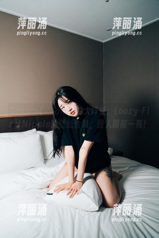 Sonson(손손)带来的大阵仗：Loozy-FirstNipple的壁纸合集，丽人眼前一亮！