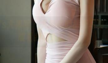 UGirls尤果网 – 尤娜娜的旅行写真：高清版看我萌态可掬啊！