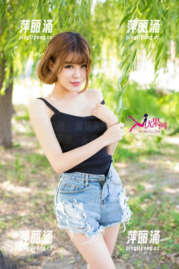 UGirls尤果网-蒋贝贝 UGirls尤果网 - 蒋贝贝的双人图集:色彩不浓,反而更真实