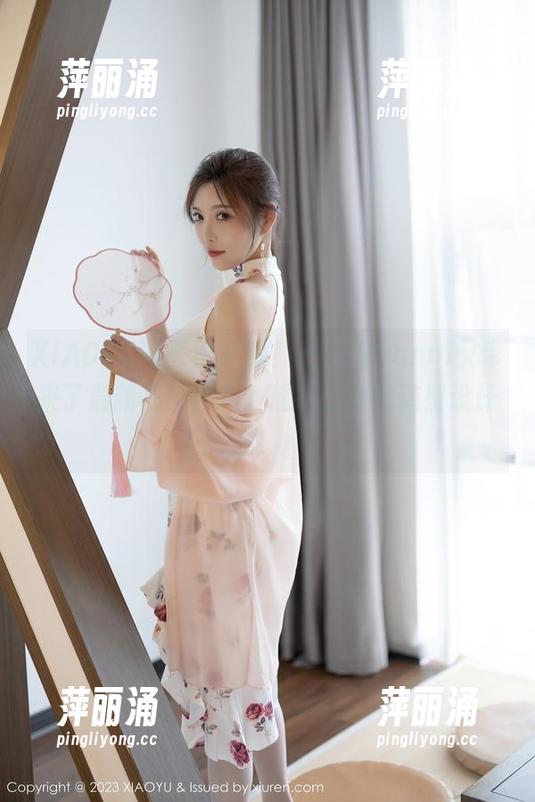 XIAOYU语画界-王馨瑶yanni XIAOYU语画界 - 看!王馨瑶yanni又带来了最新吊带合集,超乎想象的造型设计!