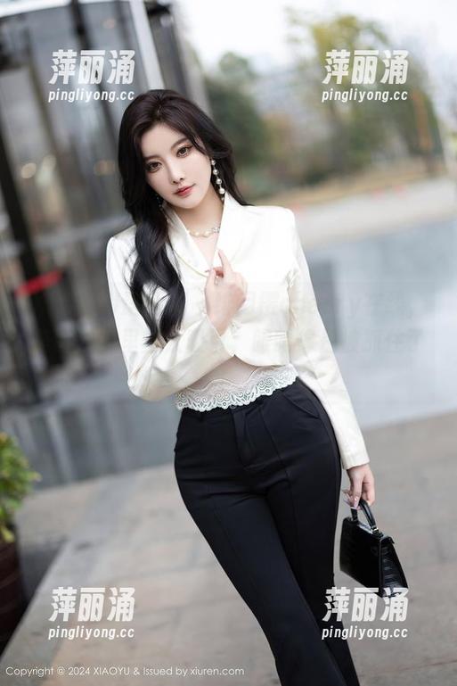 XIAOYU语画界-绯月樱cherry XIAOYU语画界 - 绯月樱cherry在线,美图时裤里丝太吸引,眼睛像是被抓住了!