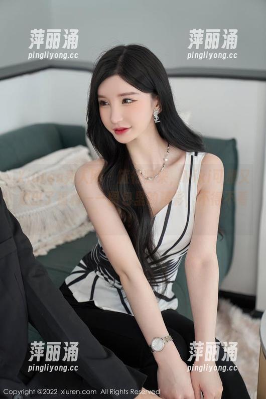 Xiuren秀人网-Niki可雅 Xiuren秀人网 - 旅行归来,Niki可雅又放出了福利——图包里的精彩,不得不看!