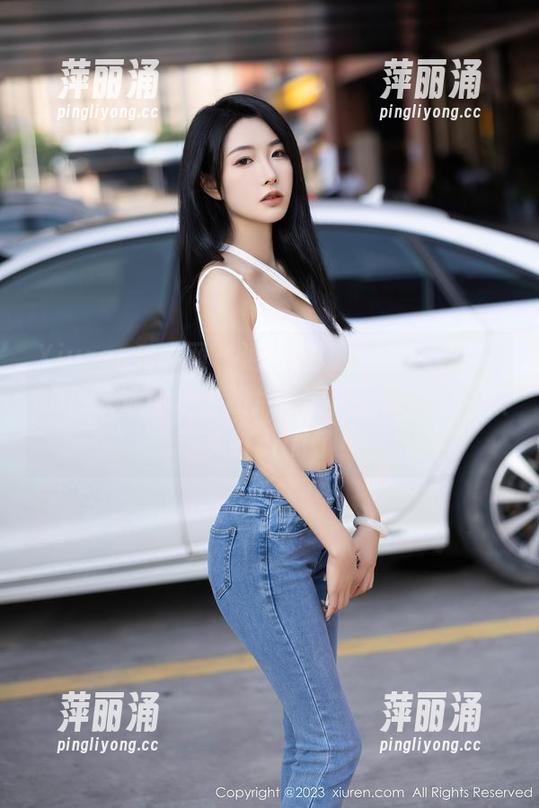 Xiuren秀人网-sophie余冰 Xiuren秀人网 - 通宵加班后的福利,sophie余冰的护士照片原图依旧那么撩,太让人打call了!