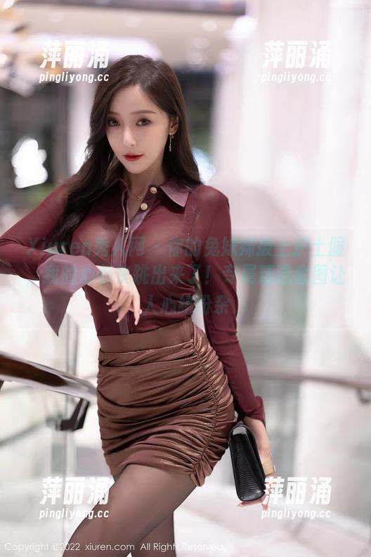 Xiuren秀人网-你的兔妹妹 Xiuren秀人网 - 你的兔妹妹披上护士服,我的心都快跳出来了!专属精选套图让人心绪纷杂