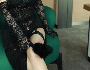 Xiuren秀人网 – 战姝羽Zina的优雅旗袍写真，官网都没这待遇，下载吧，顺便给我留个评论。