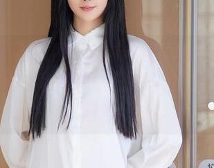Xiuren秀人网 – 丝袜与波巧酱，结合得如同可乐和冰淇淋，干脆下载一整套写真回家！