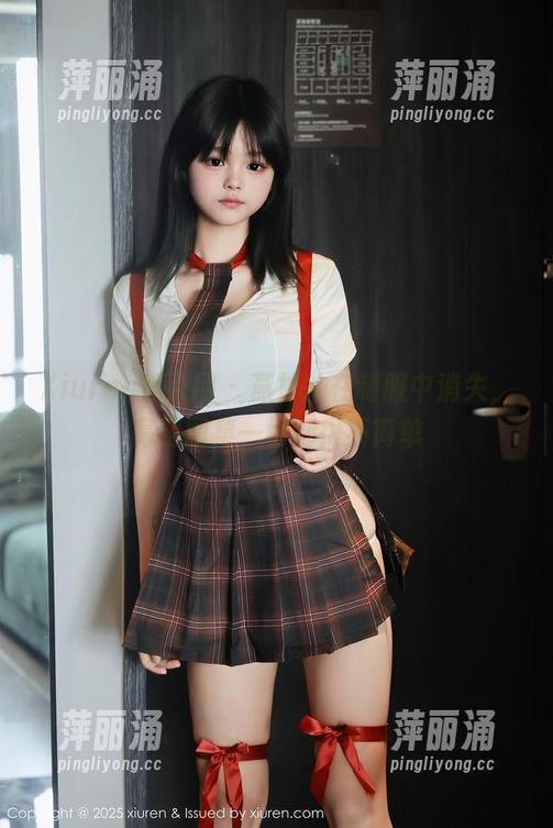 Xiuren秀人网-燕甘甘 Xiuren秀人网 - 燕甘甘在制服中消失,高清图集一切都很不简单