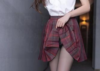 Xiuren秀人网 – 猫咪巨臀妹妹又给我们带来了新鲜的体操服作品集，更新也是挺让人期待的。