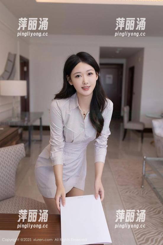 Xiuren秀人网-谢晚晚 Xiuren秀人网 - 告别单调徜徉在谢晚晚的棉袜图包里,来一场袜子派对!