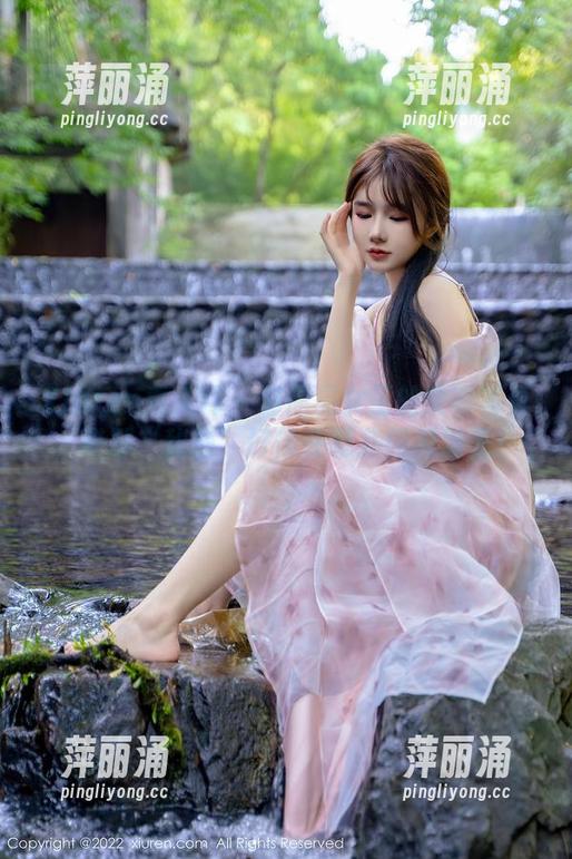 Xiuren秀人网-邹晶晶女王 Xiuren秀人网 - 邹晶晶女王的全套写真,喵那“秘密”好像在哪儿闪闪发光!