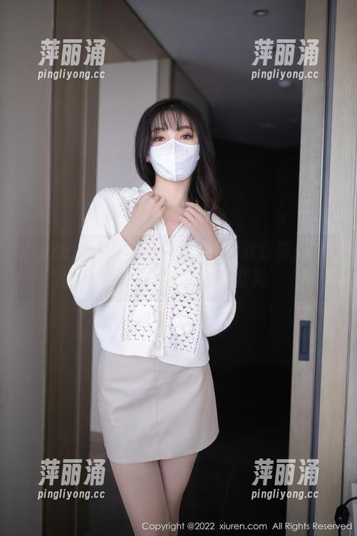 Xiuren秀人网-龙籹cool Xiuren秀人网 - 一张图片的双重奏:龙籹cool诠释了什么叫‘默契’