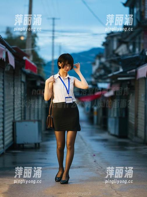 nagisa魔物喵 哎呀,nagisa魔物喵浴室的最新图库,这水汽里隐藏着什么不为人知的画面?