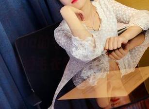 pans – Tina的毛衣计划：分享如何把一件普通毛衣穿成明星单品。