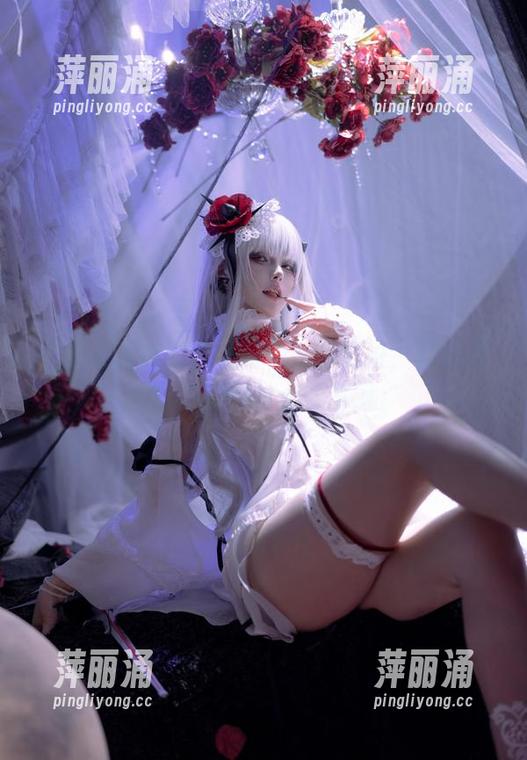 w百合欧皇子w 最近w百合欧皇子wcos的佩拉,简直是美图界的一波小高潮呀。