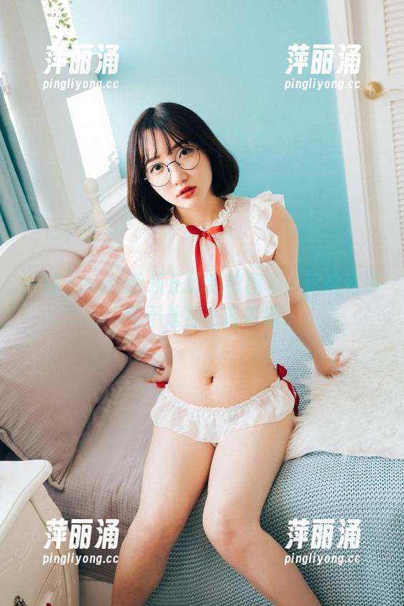 一览yeeun孙乐乐的定制图集：这位秘书可不是那么简单哦
