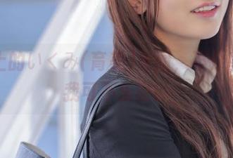 海边上的いくみ(育美)美图，不分享资源我可不乐意！