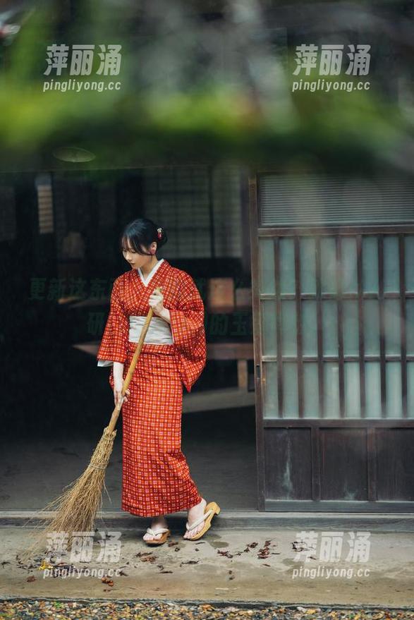 更新这东西，来的就这么突然？就像けん研(けんけん)的玉藻降临。