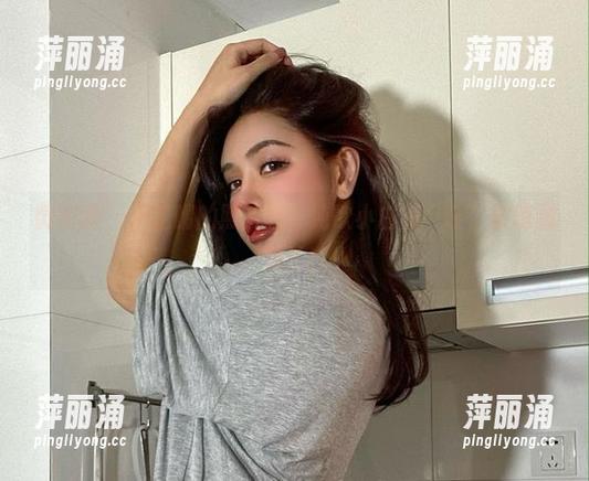 于芷晴 微密圈 - 于芷晴的照片集:纯欲小白兔,呸,被萌到烦了!