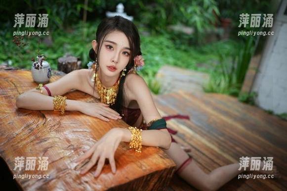 余多多Dudu 秘书也有春天,余多多Dudu带来的观看合集,绝对会让你眼前一亮!