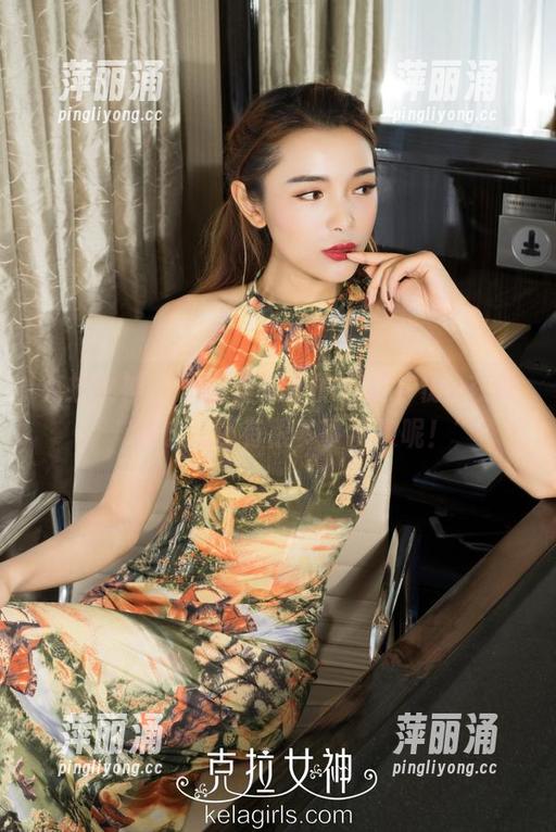 克拉女神-宋黛 克拉女神 - 原图里宋黛的白丝,彷彿在说:“我这儿还有很多事没做呢!”