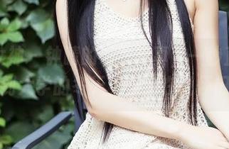 头条女神 – 钟晴的毛衣写真，一秒直接带我回到大学的冬天，我是在说怀旧吗？