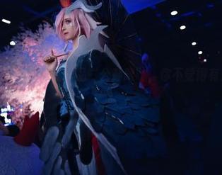 奶狮不咬人带来的高清作品“公孙离”，你不觉得有点不一样吗？
