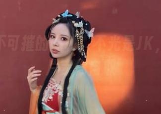 妍子坚不可摧的福利，不光是JK，更多图片等你自取