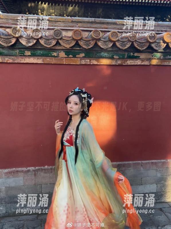 妍子坚不可摧 妍子坚不可摧的福利,不光是JK,更多图片等你自取