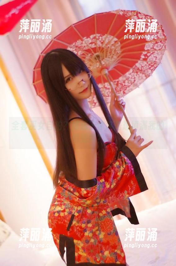 全套巫女自拍？嫣嫣子你这是想填满我的相册吗？
