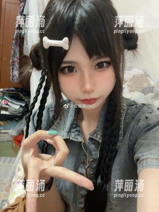 安曜曜 可以猜一下安曜曜的女孩会是什么?反正这组cos图片总是让我感到无奈又好奇!