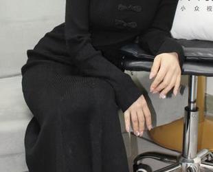 小众视觉 – 厨娘小琳儿怎么又把美食和私拍融合了？一起享用超现实美图吧！