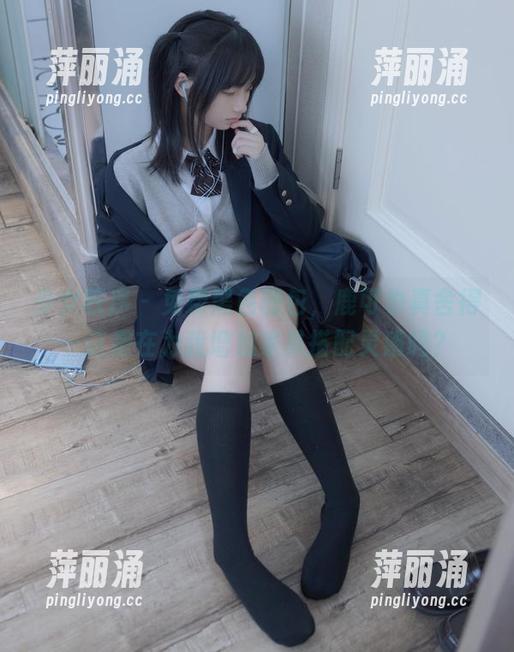 少女秩序-鹿可 少女秩序 - 免费黑色图包,鹿可也真舍得…这是在为我增加家具搭配灵感吗?