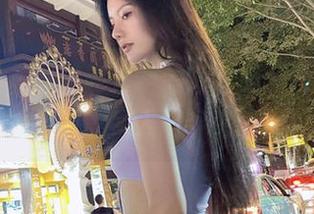 微密圈 – 就是阿朱啊的睡衣，原图不想让我睡，更新让人人用手指疯狂截图！