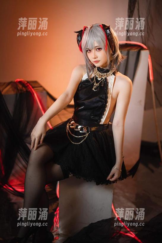 屿鱼 能不被屿鱼的阿尔蒂玛媞娅写真集吸引吗?分享的每一帧都是一段小高潮啊。