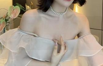 微密圈 – 徐莉芝的比基尼加持：每一张图集中都有剧情，完全无圣光的欢乐！