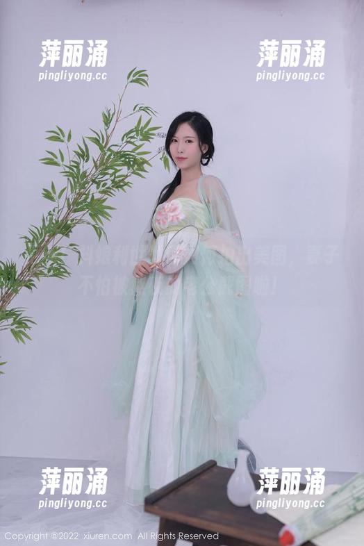 抖娘利世 更新!抖娘利世教你如何拍出美图,妻子不怕被熬夜的老公截图啦!