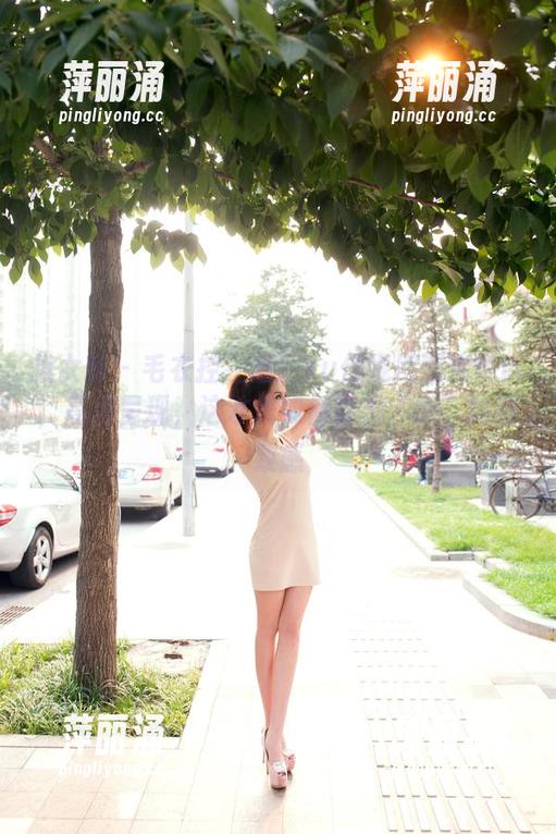推女郎-Yu佳妮 推女郎 - 毛衣控注意!Yu佳妮用图库说话,高清呈现,这才是如何穿出“懒”的精致感