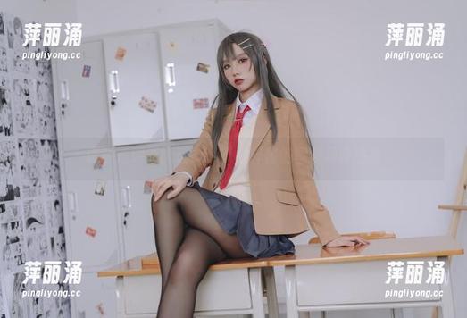 果咩酱 谁说透明不能玩cos?果咩酱的图集颠覆想象