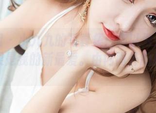 果团网 – 小九九的写真集：你以为是皮衣，结果是我的新最爱。由内而外的抓拍啊。