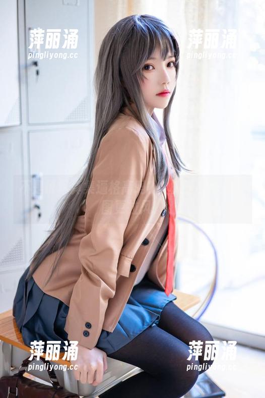 桜桃喵 不是说写真集逼格高吗?桜桃喵的弓凛原图更拉风!