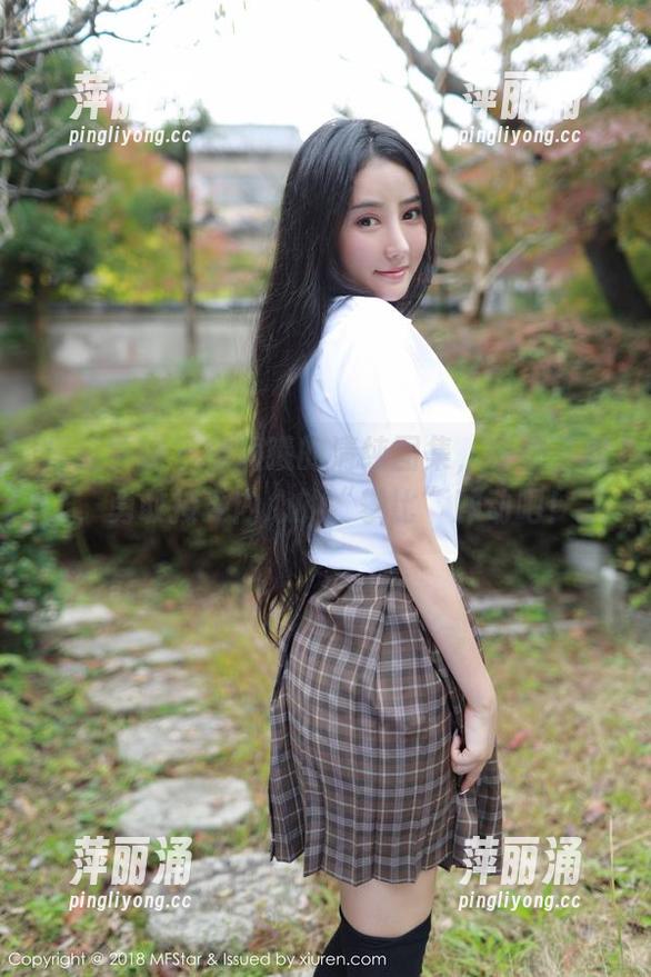 模范学院-胡润曦 模范学院 - 胡润曦的清纯图集,快来下载,勇敢接受内心的“攀比”冲动吧!